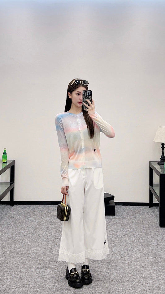D 2024 new product Gradient knitted cardigan