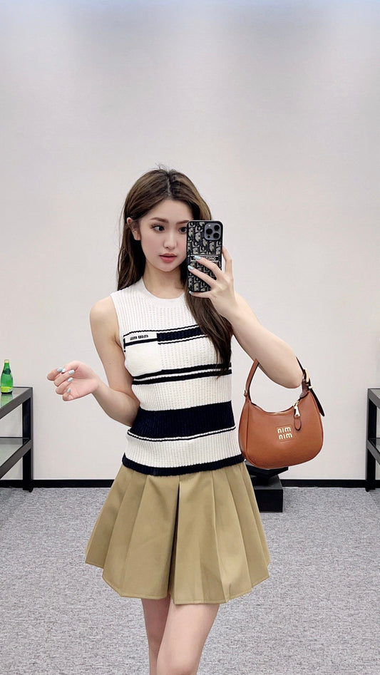 M 2025 new product Striped knitted vest