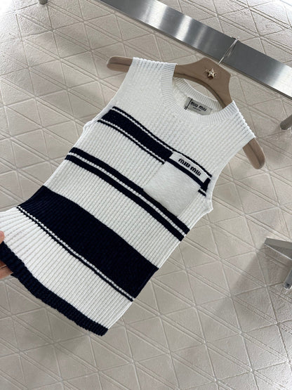 M 2025 new product Striped knitted vest