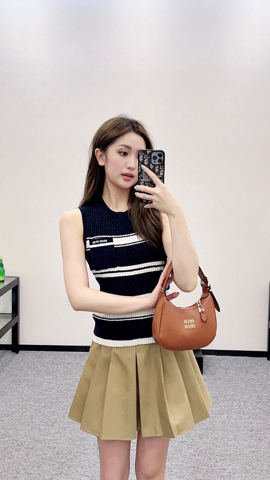 M 2025 new product Striped knitted vest