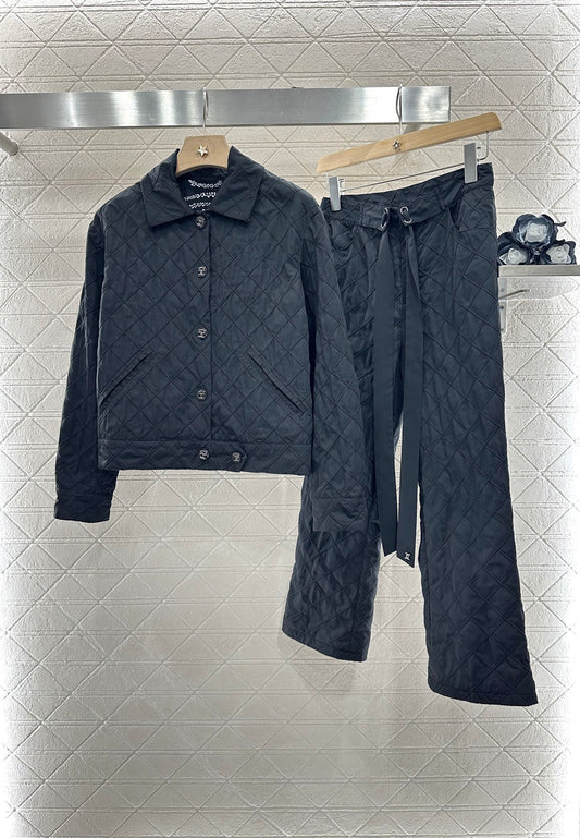 C 2025 new product Jacket and cropped pants set
