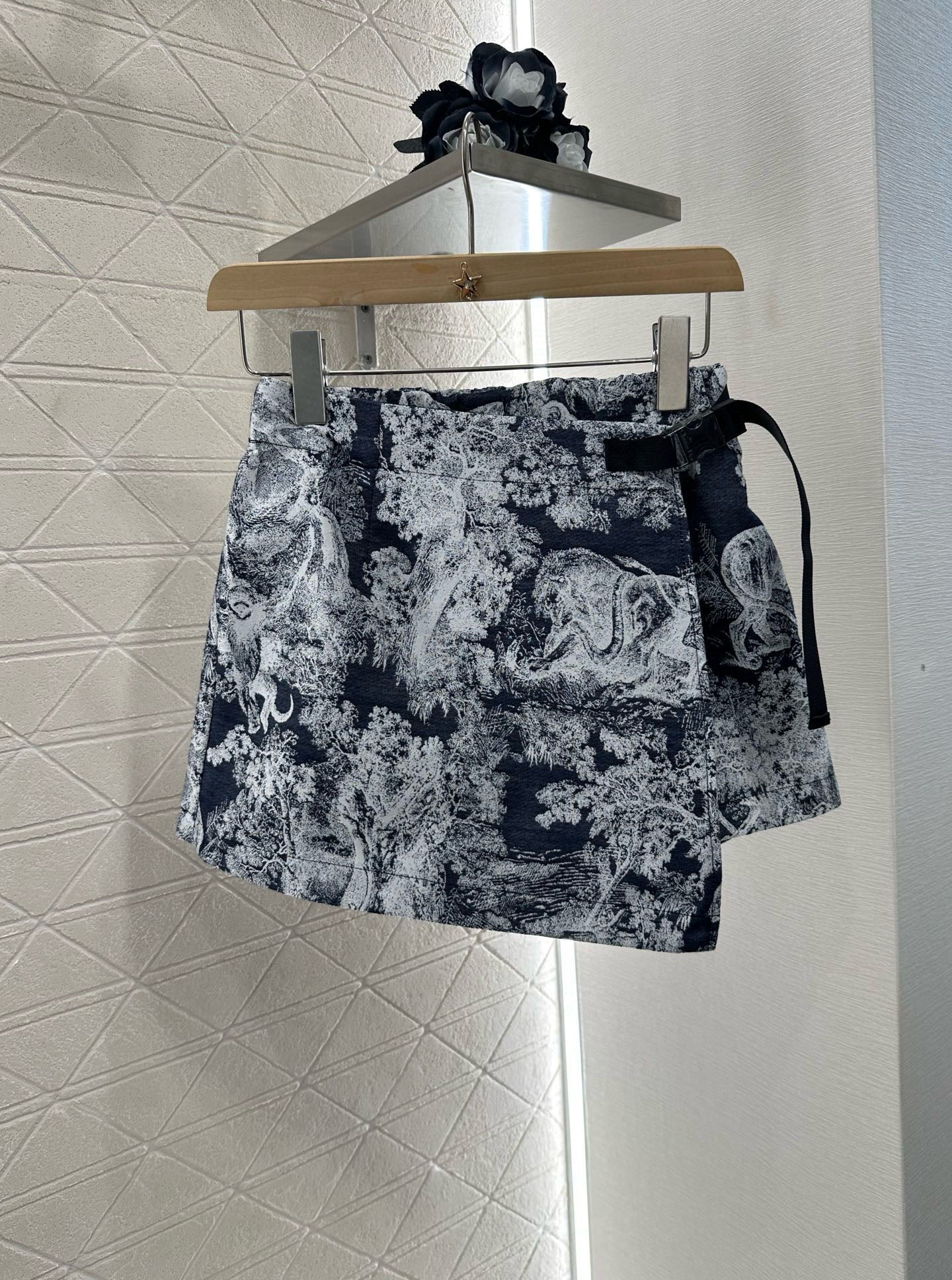 D 2025 new products Jacket skirt pants set