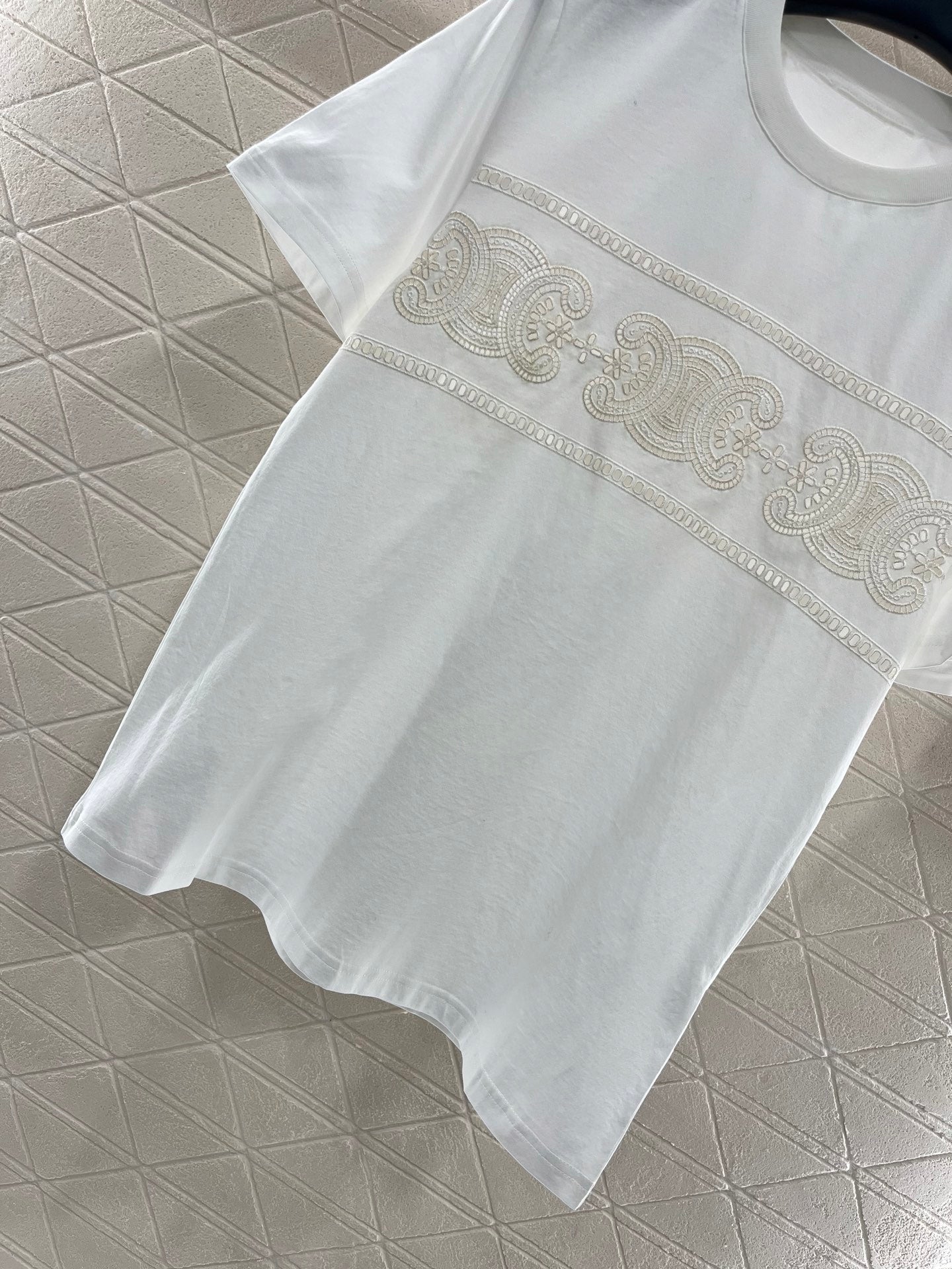 Ce 2025 new product Embroidery hollow