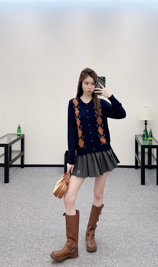 M 2025 new product Diamond knitted cardigan