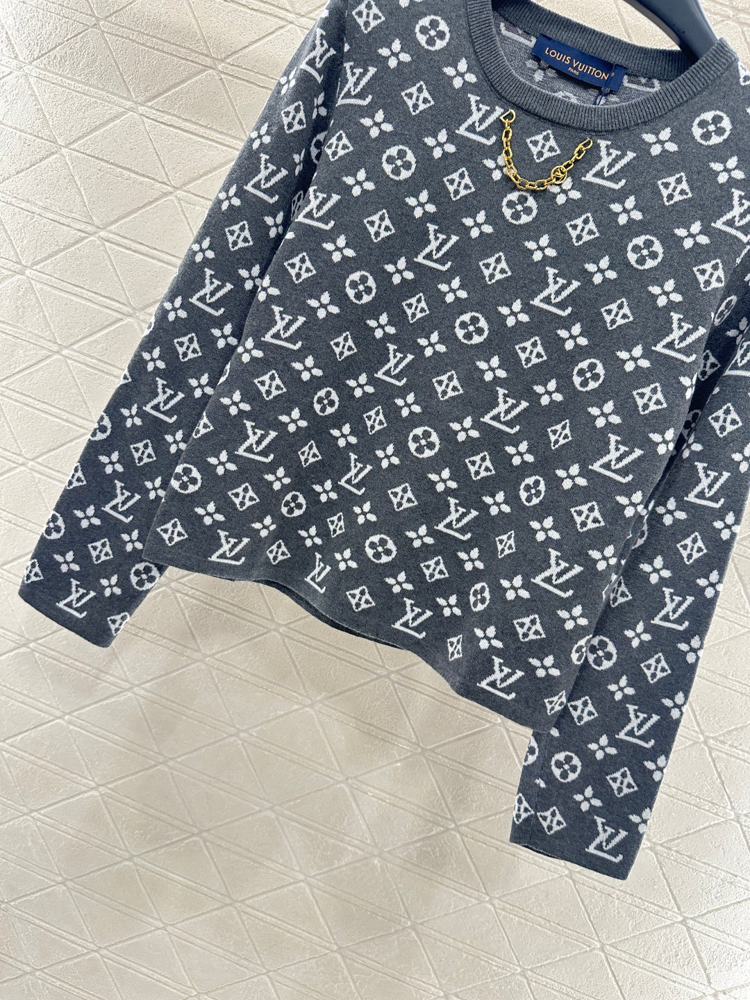 L 2025 new product Chain knitted long sleeves