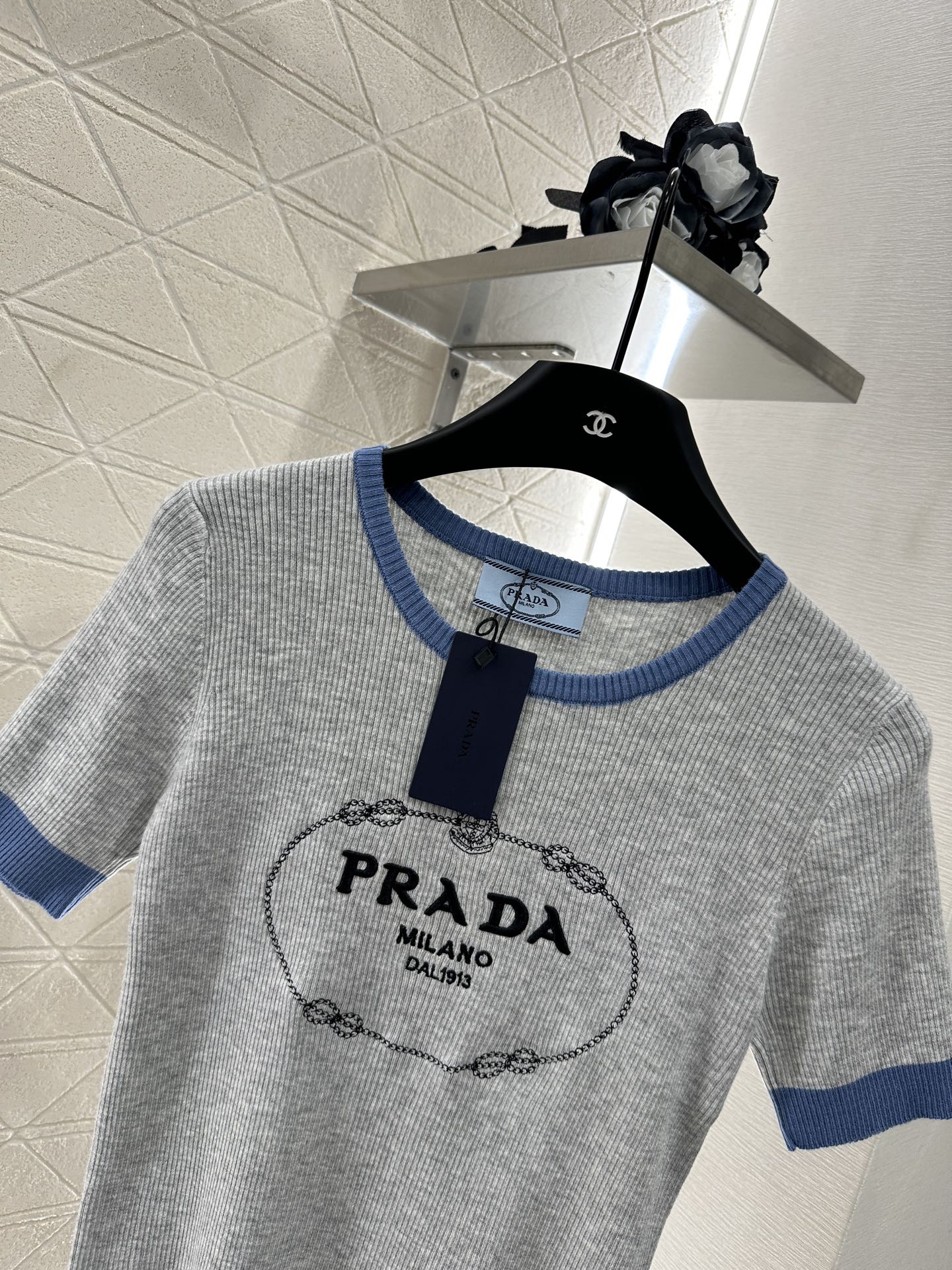 P 2025 new product Embroidered knitted short sleeves