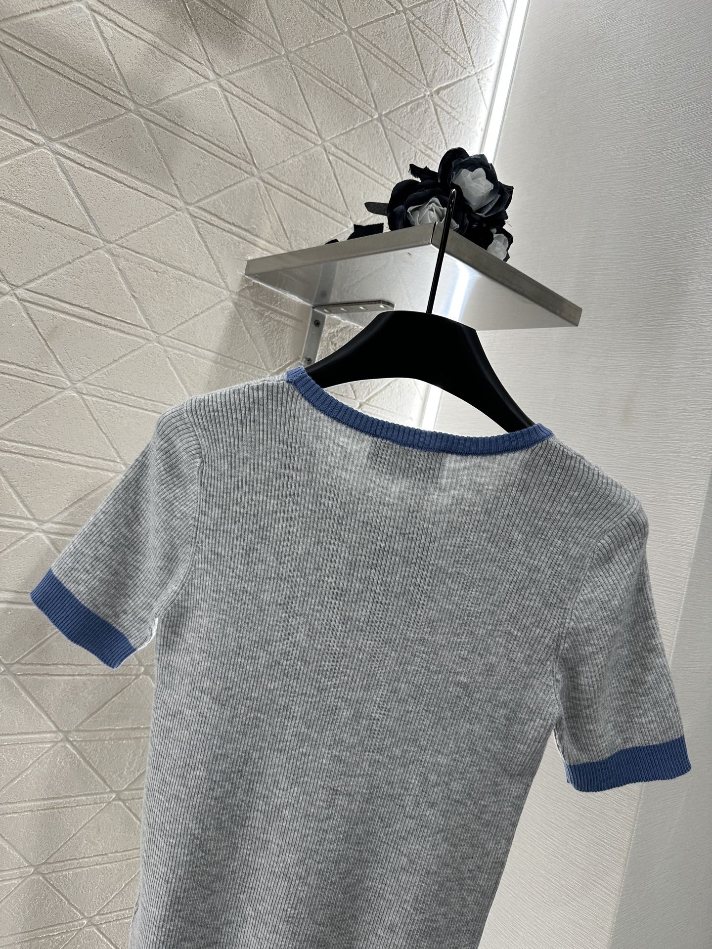 P 2025 new product Embroidered knitted short sleeves