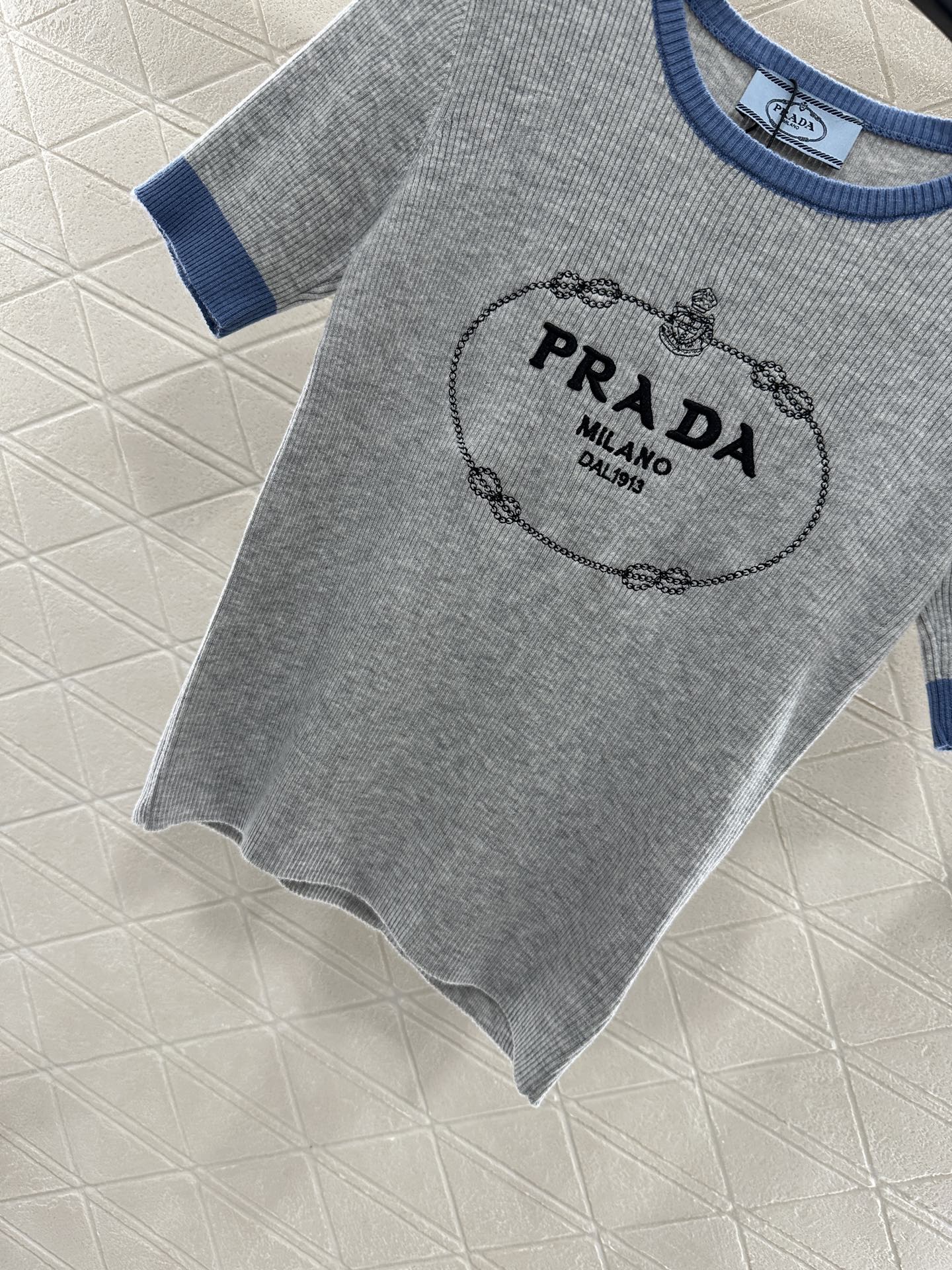 P 2025 new product Embroidered knitted short sleeves