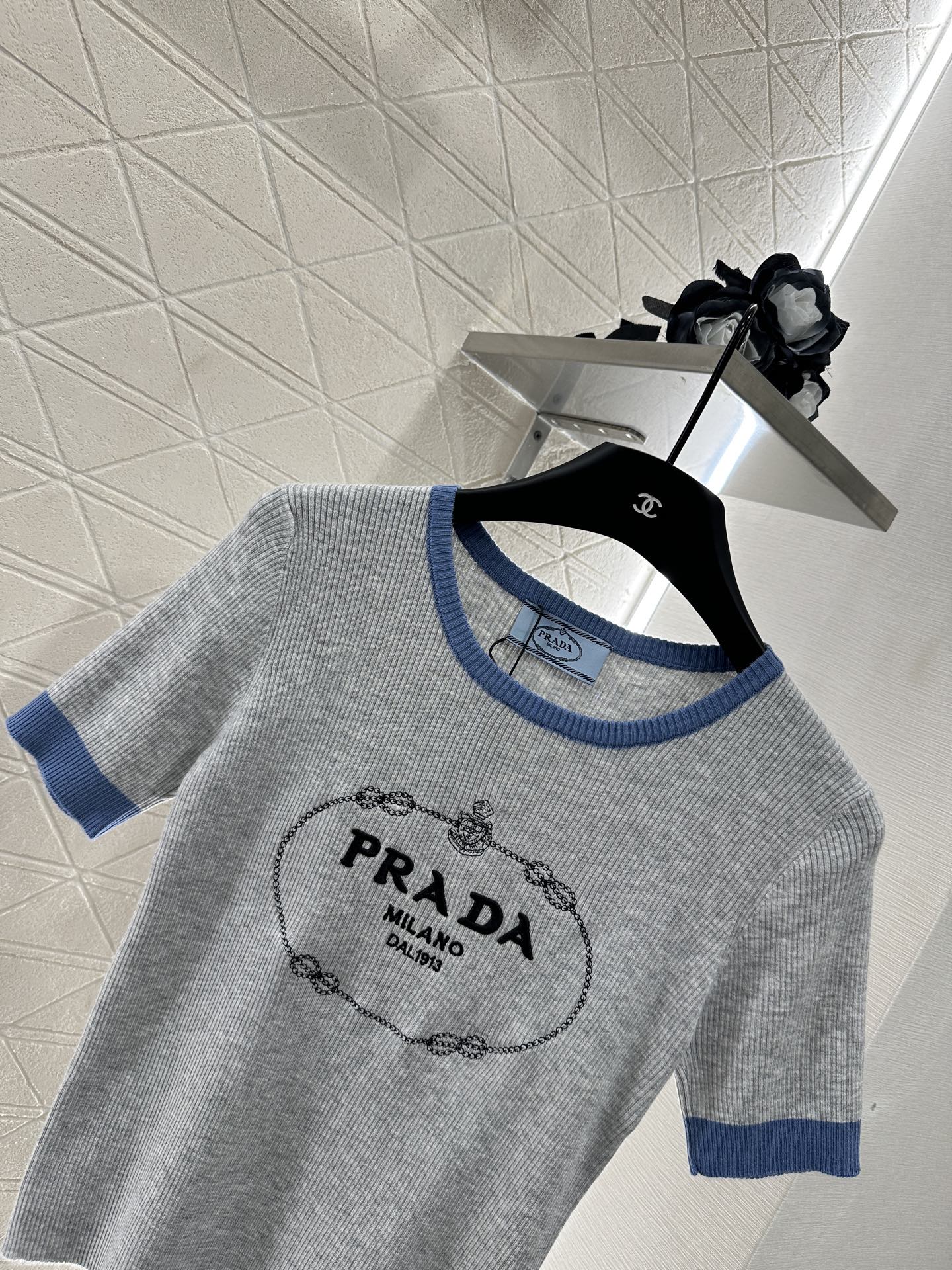 P 2025 new product Embroidered knitted short sleeves