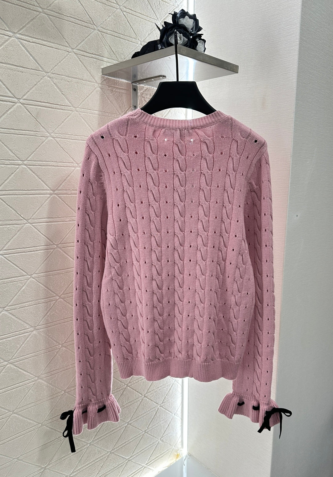 V 2025 new products Sweaters