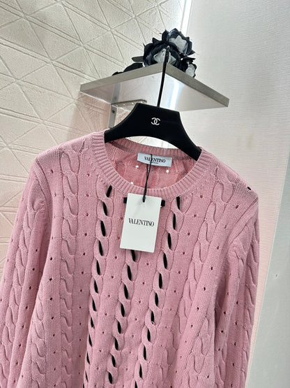 V 2025 new products Sweaters