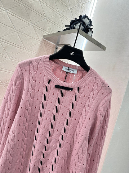 V 2025 new products Sweaters