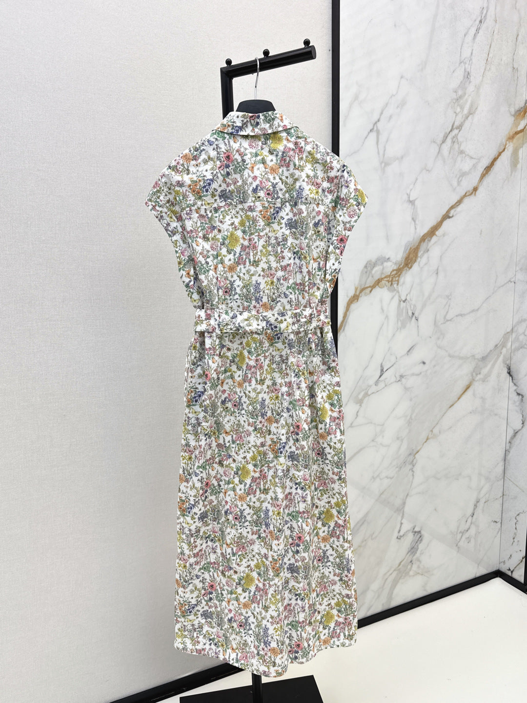 D 25fw sleeveless dress