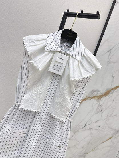 C 25ss besticktes Kleid