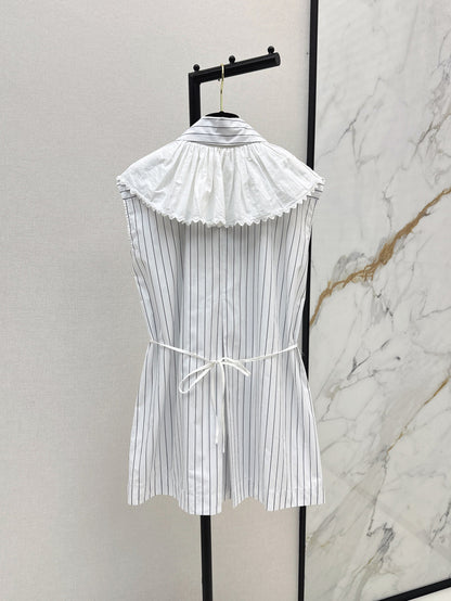 C 25ss besticktes Kleid