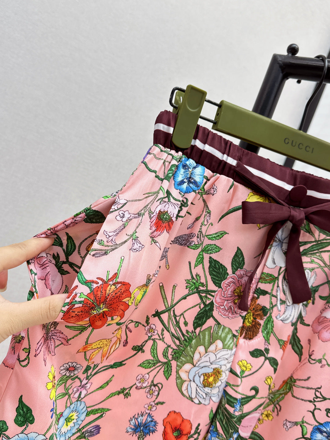 G 25fw printed pants