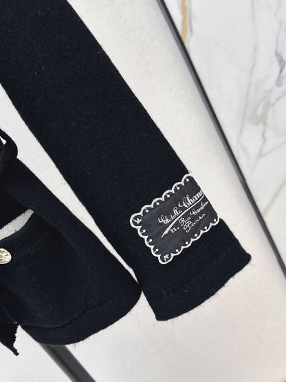 C 25fw knitted sweater
