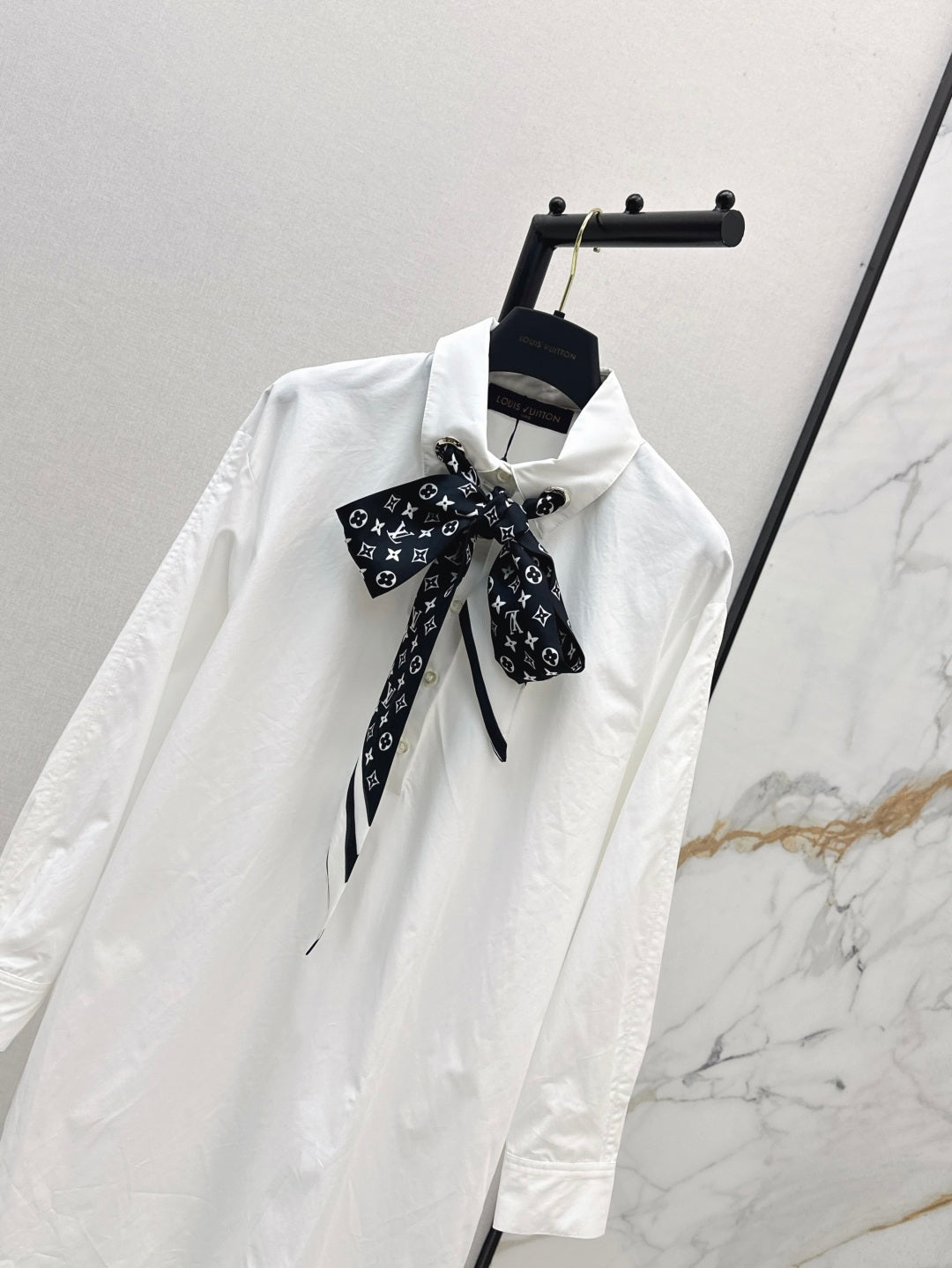 L 25fw scarf shirt