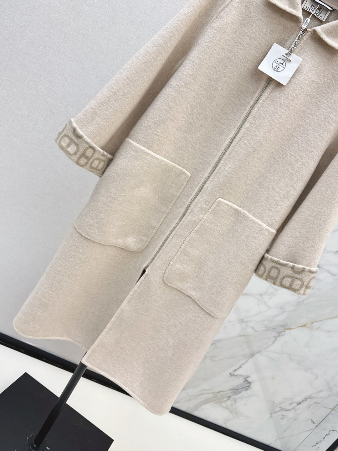 H 25fw cashmere coat