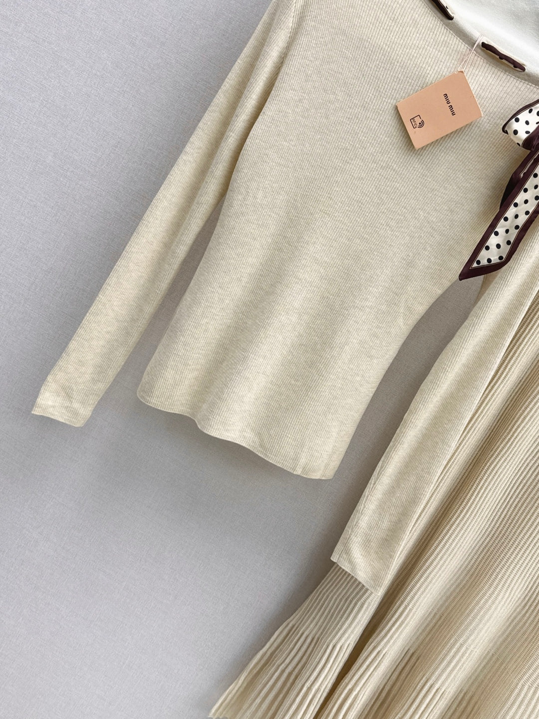M 25fw knitted suit