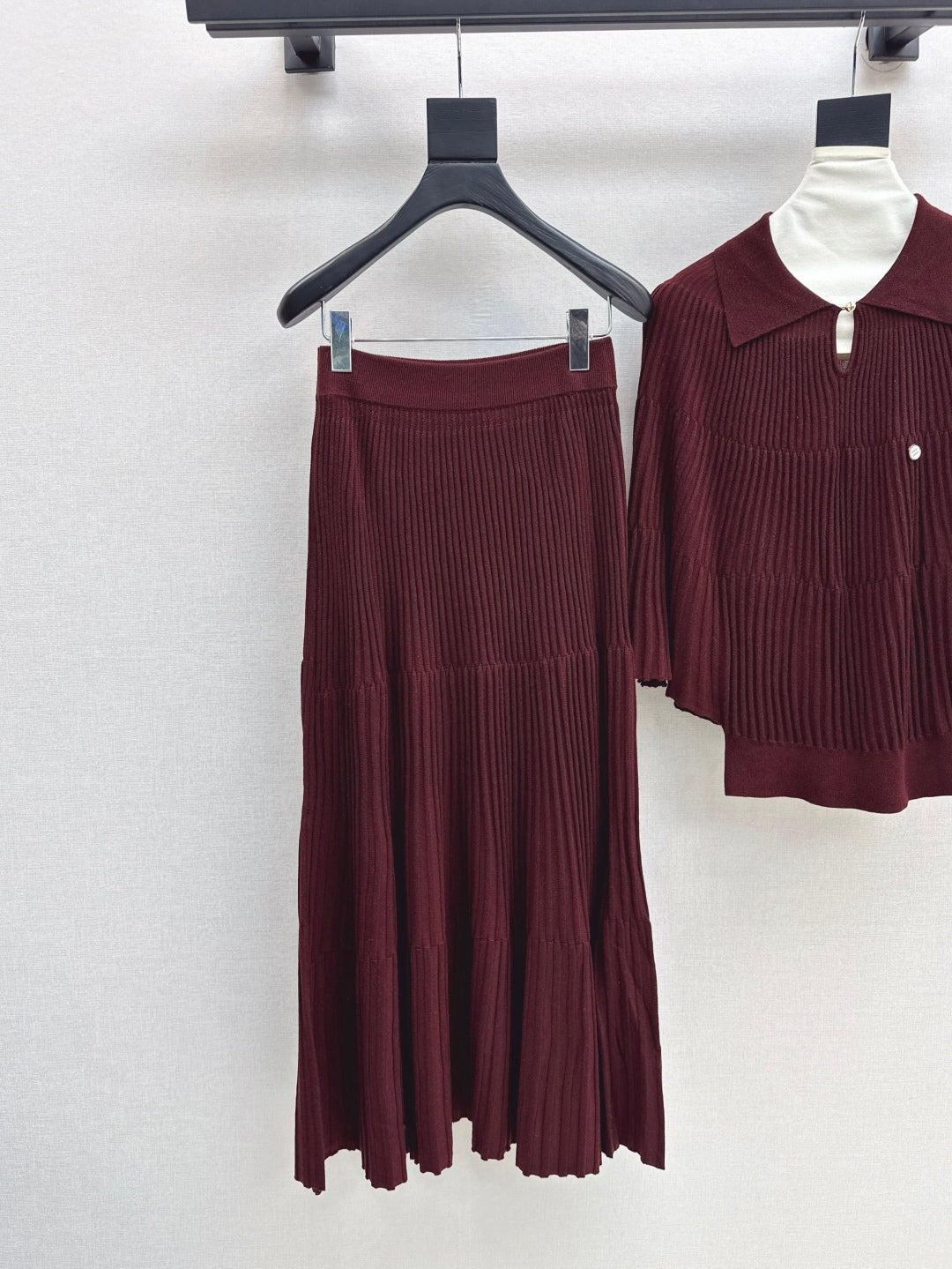 M 25fw knitted suit