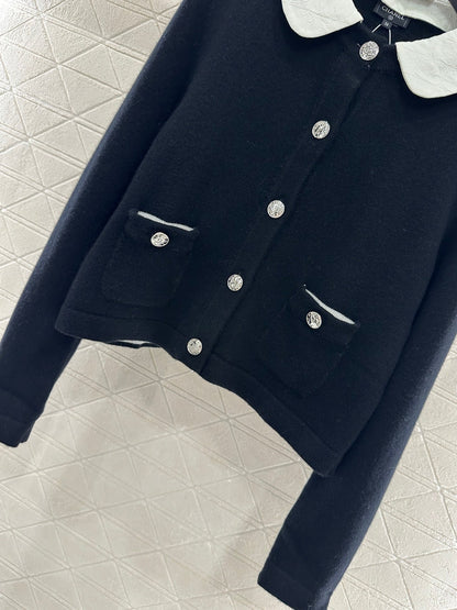 C 2025 New Arrival Knitted Cardigan