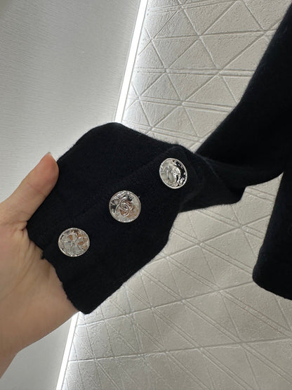 C 2025 New Arrival Knitted Cardigan
