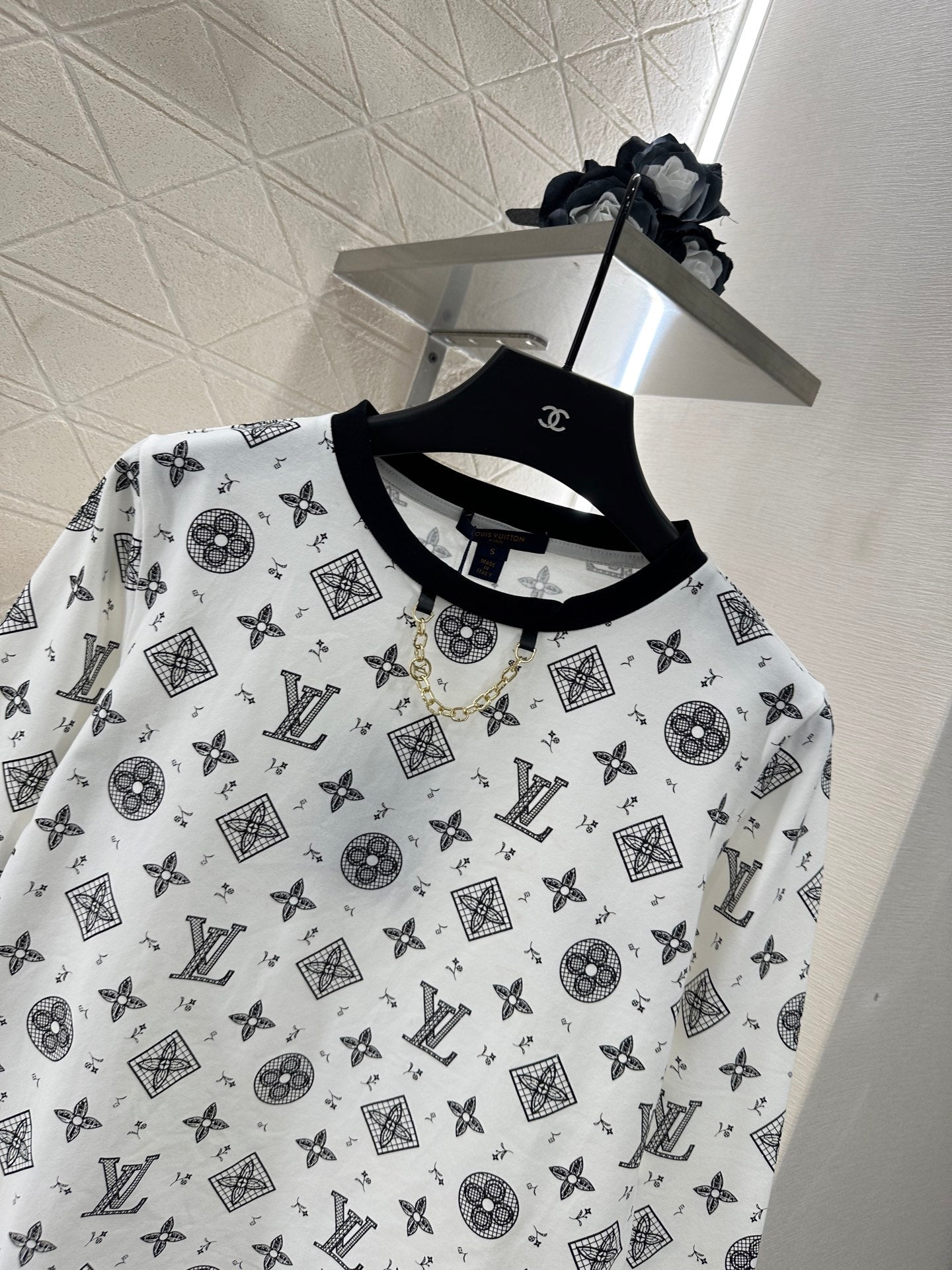 L 2025 New Arrivals Chain Long Sleeves