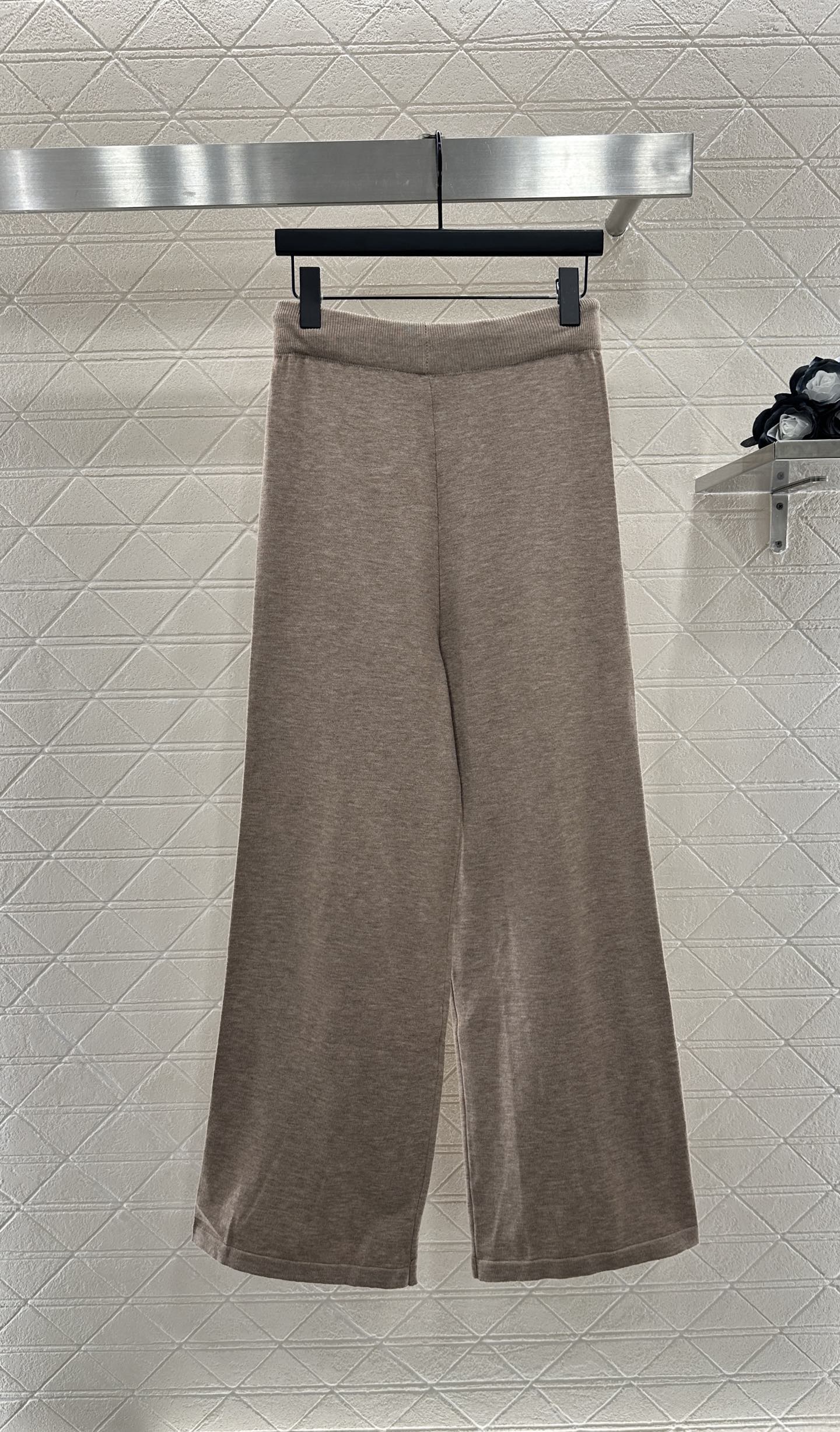 LO 2025 New Arrivals Knitted Cardigan and Pants Set