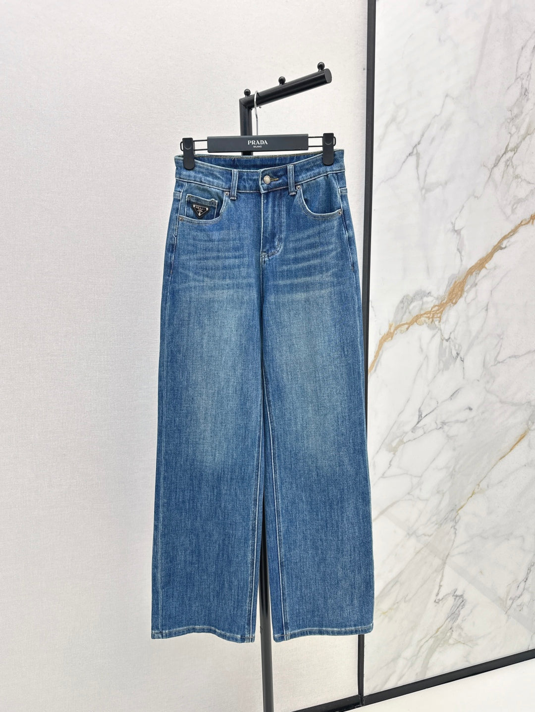P 25 Triangle logo straight jeans (large sizes, S-XXL)