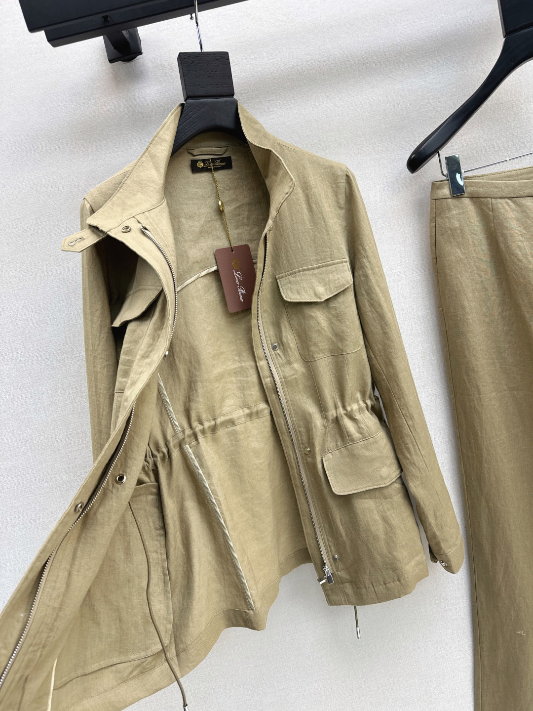 Lor 25fw linen suit