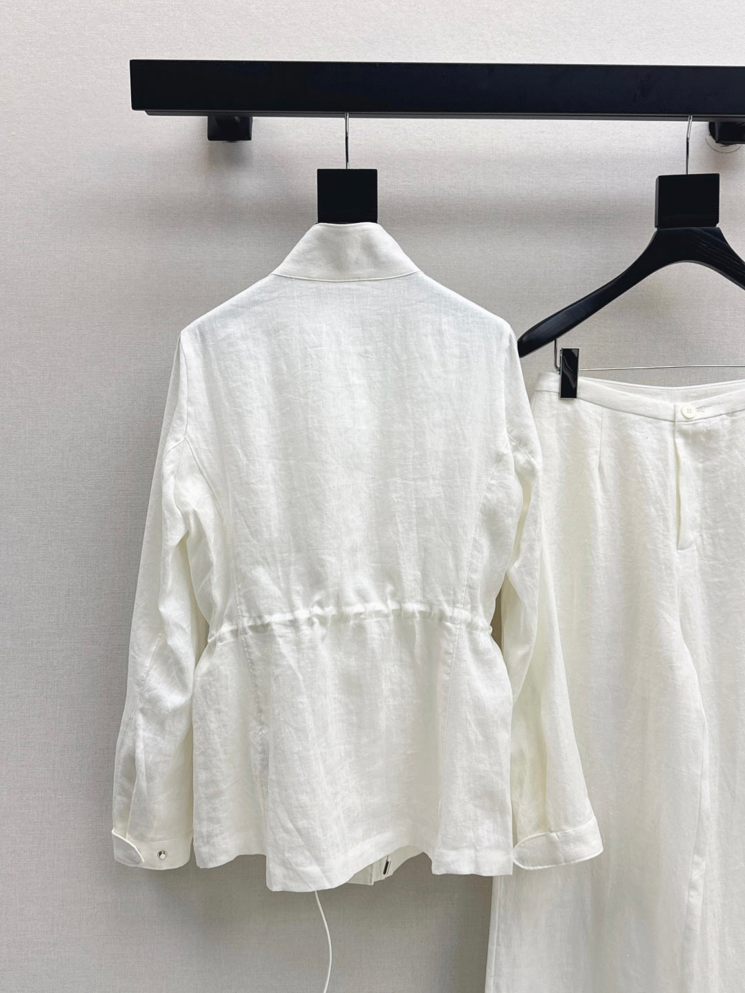 Lor 25fw linen suit