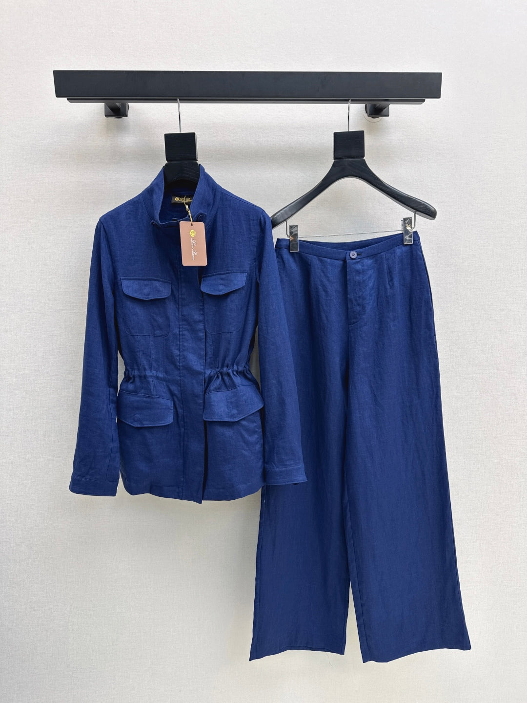 Lor 25fw linen suit