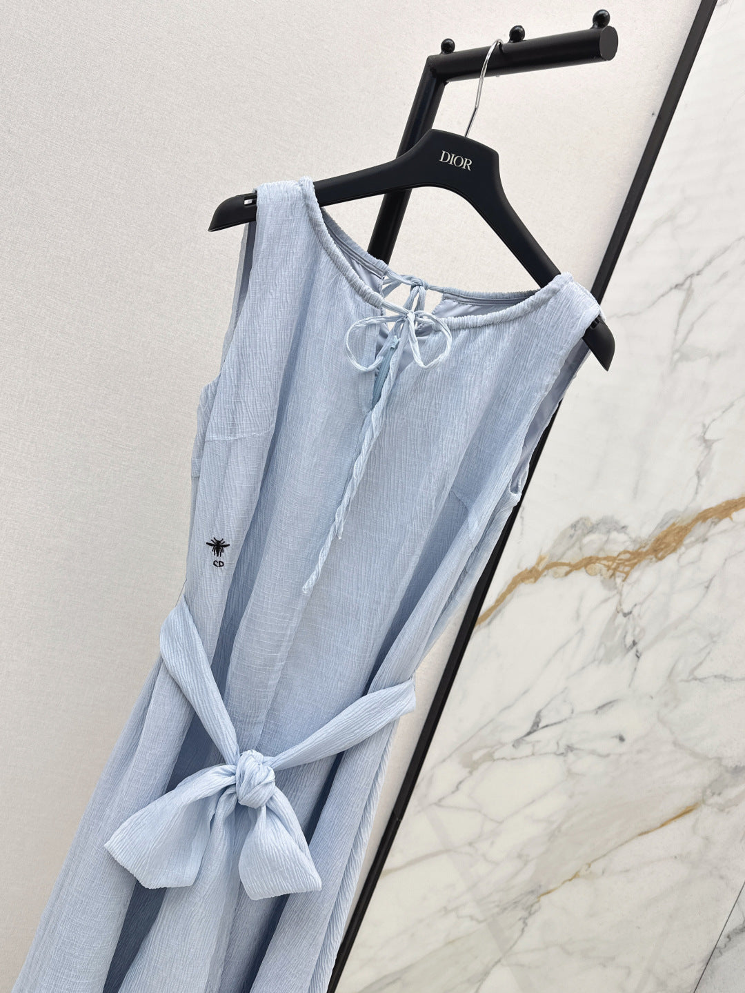 D 25fw sleeveless dress