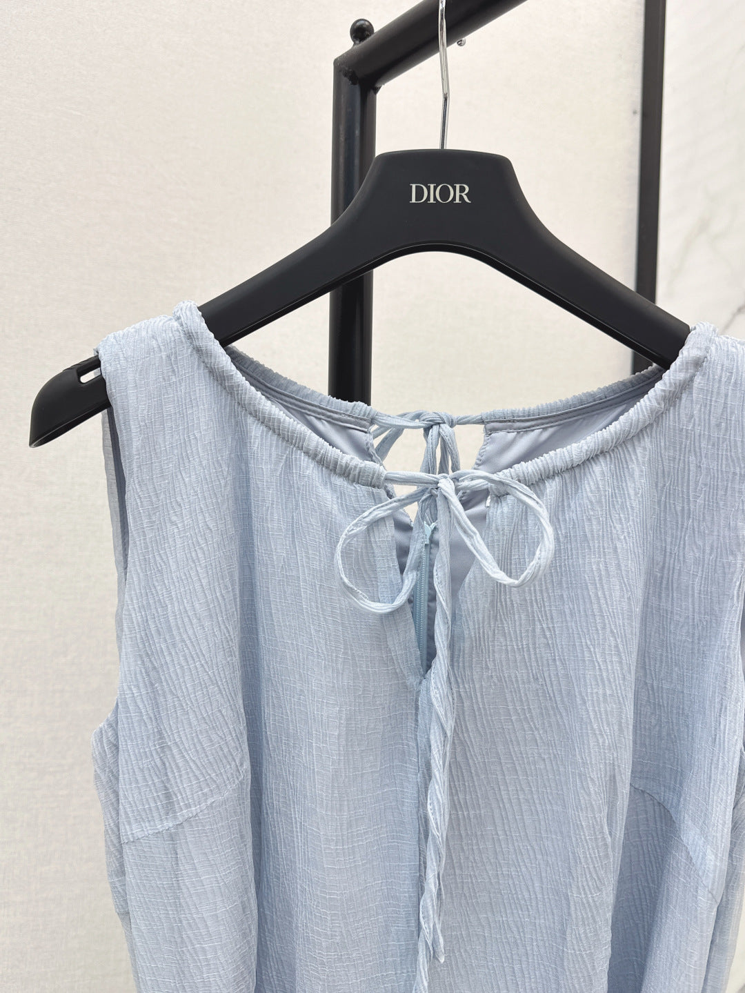 D 25fw sleeveless dress