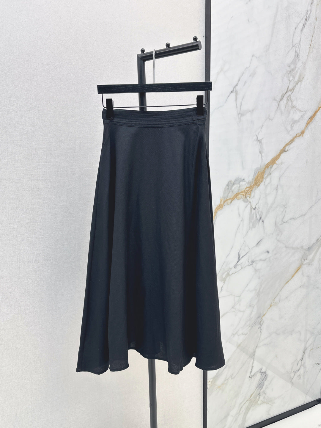 D 25ss embroidered skirt