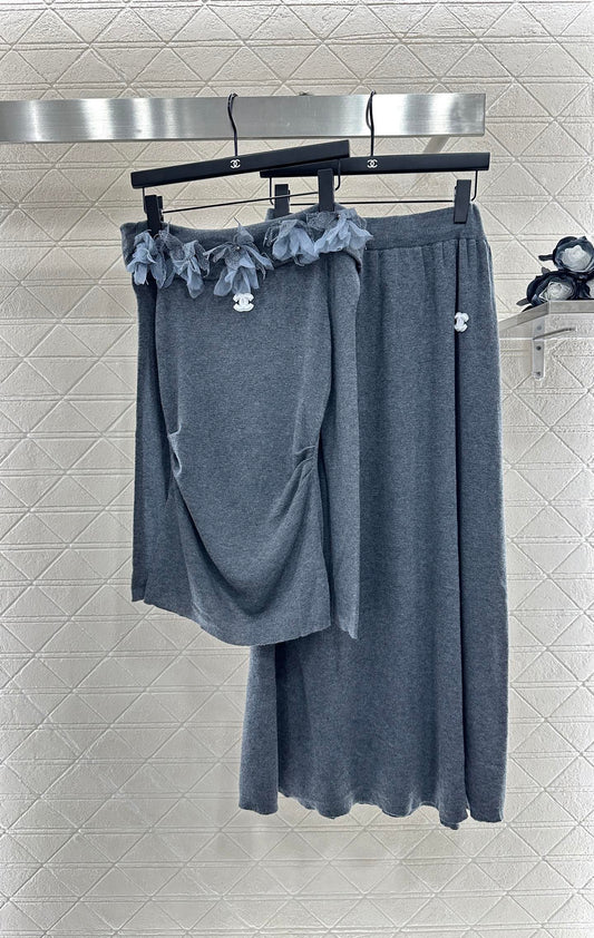 C 2025 New Arrival Knitted Long-Sleeved Skirt Set