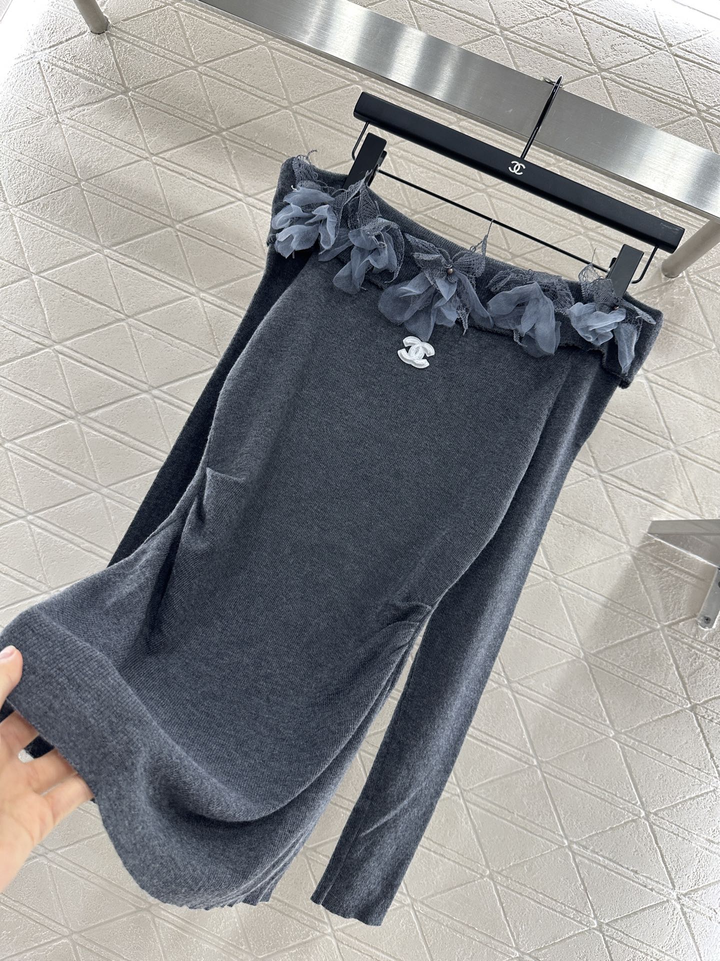 C 2025 New Arrival Knitted Long-Sleeved Skirt Set