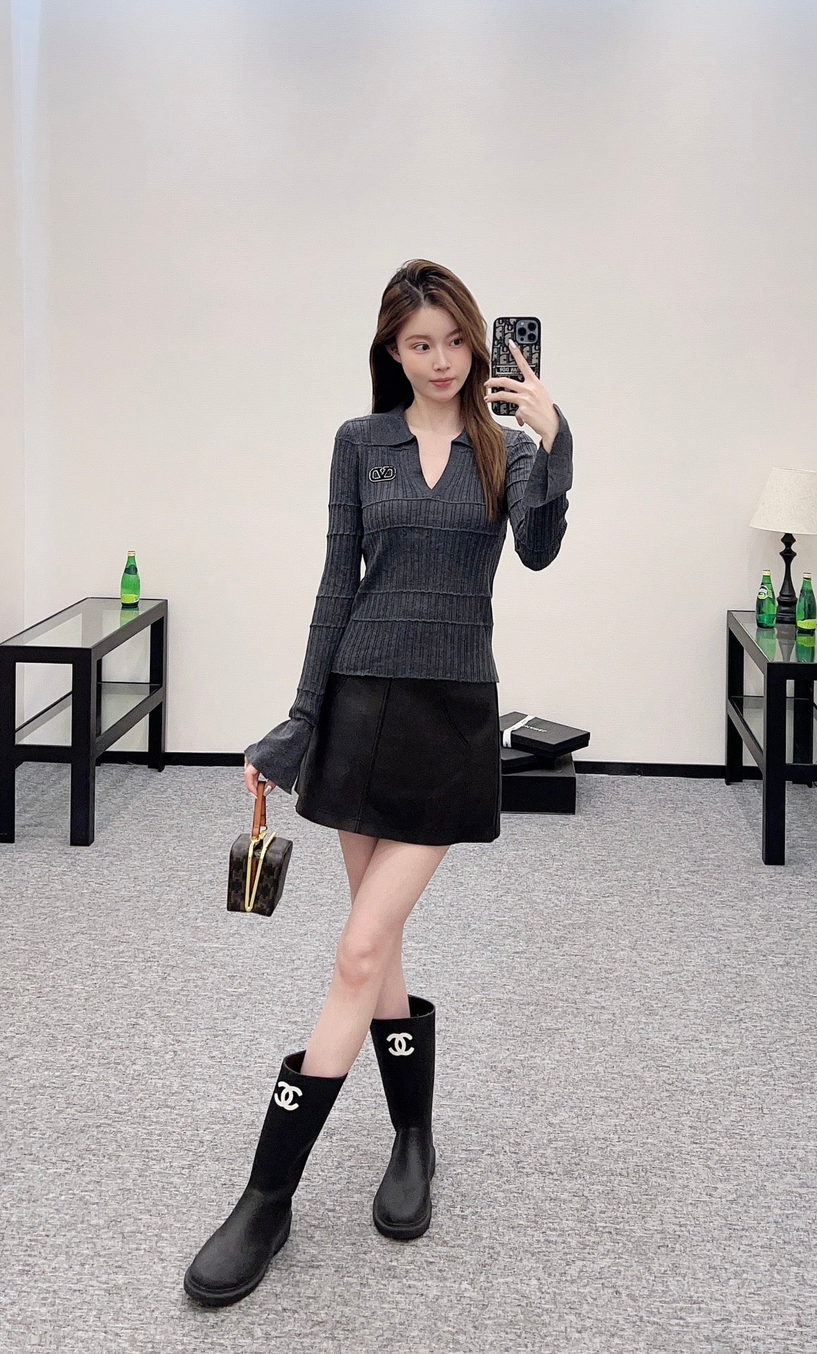 V 2025 New Arrival Lapel Knit Top