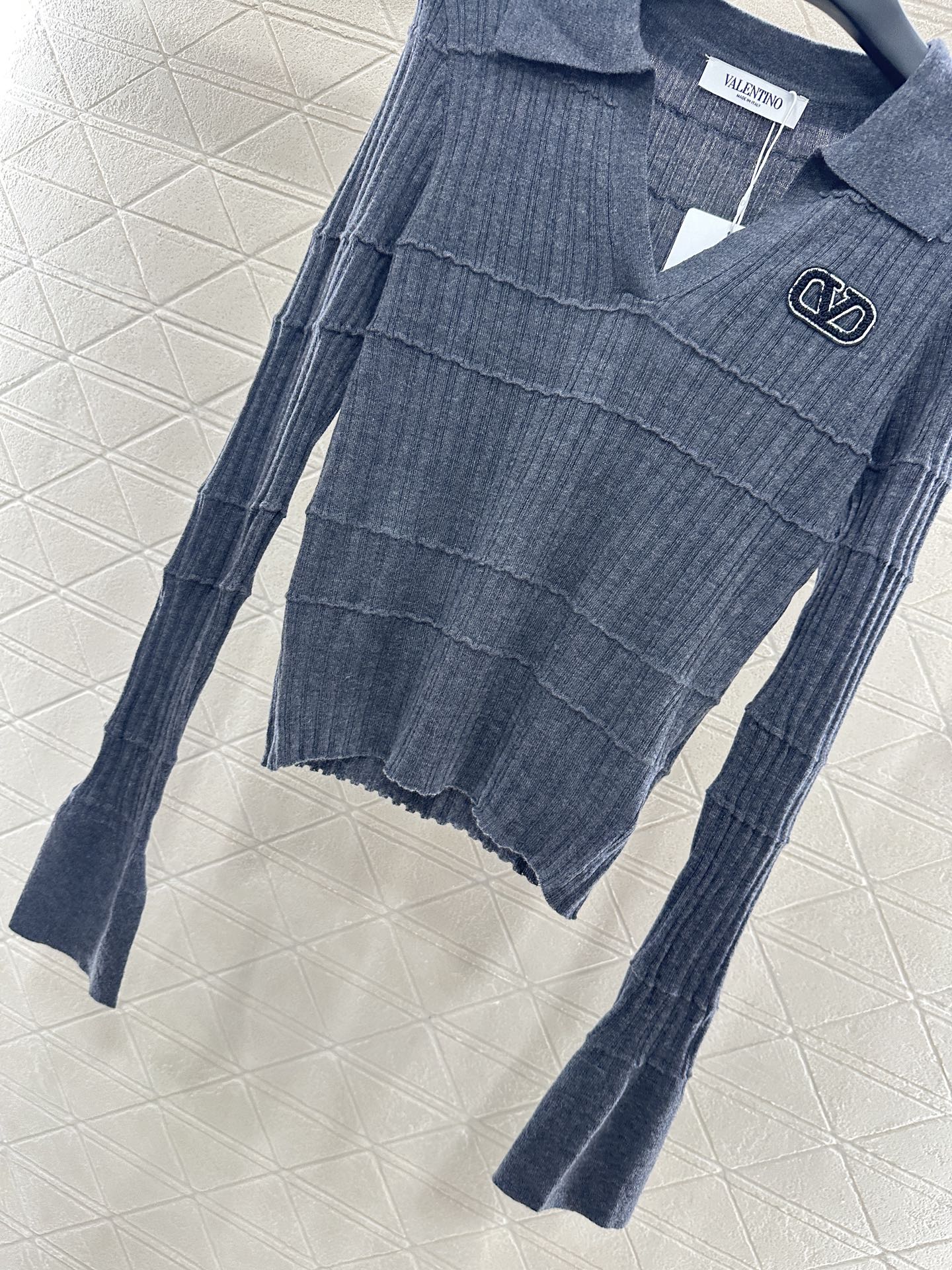 V 2025 New Arrival Lapel Knit Top