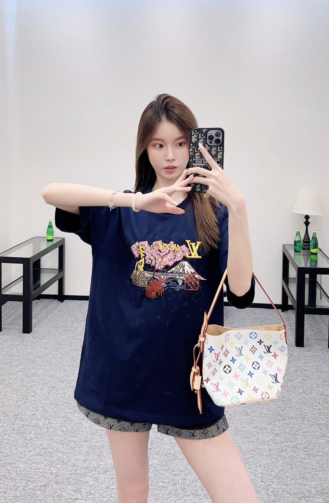 L 2025 New Arrivals Round-Neck Embroidered Short Sleeves