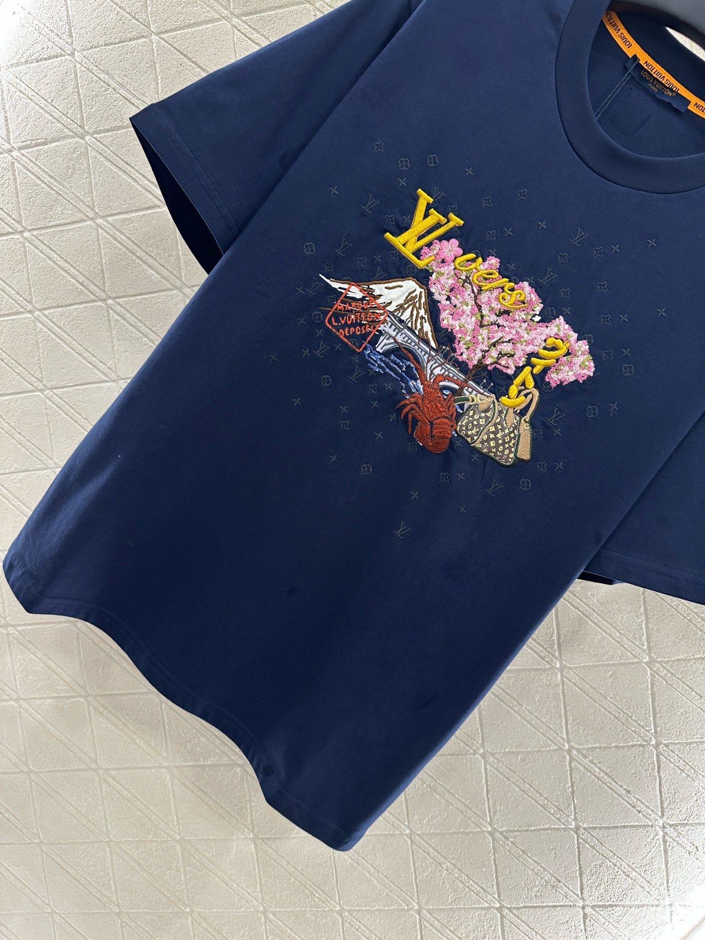 L 2025 New Arrivals Round-Neck Embroidered Short Sleeves