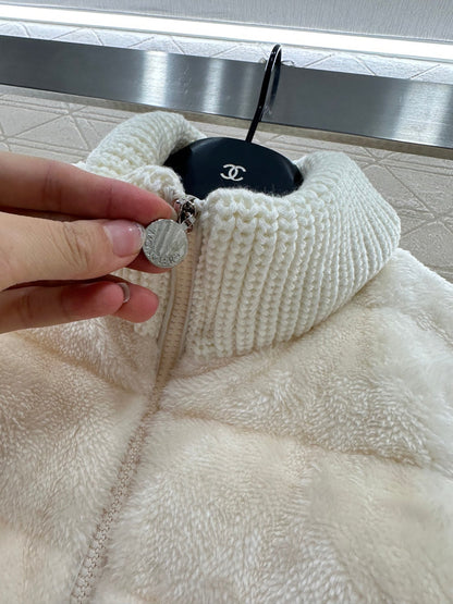 Mon 2025 New Arrival Zip-Up Down Jacket