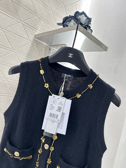 C 2025 New Arrival Beaded Knit Vest