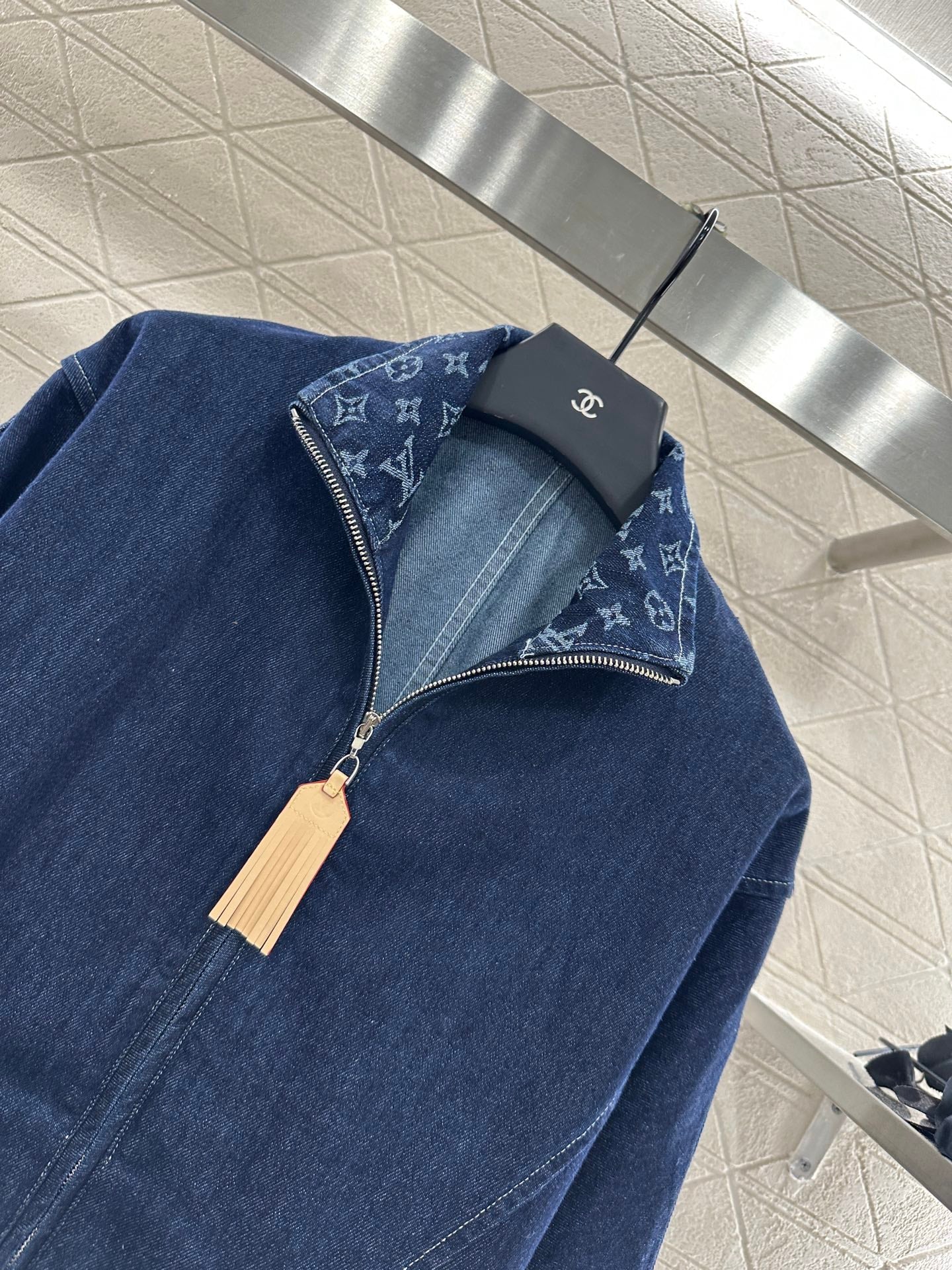 L 2025 New Arrivals Jacket and Pants Set