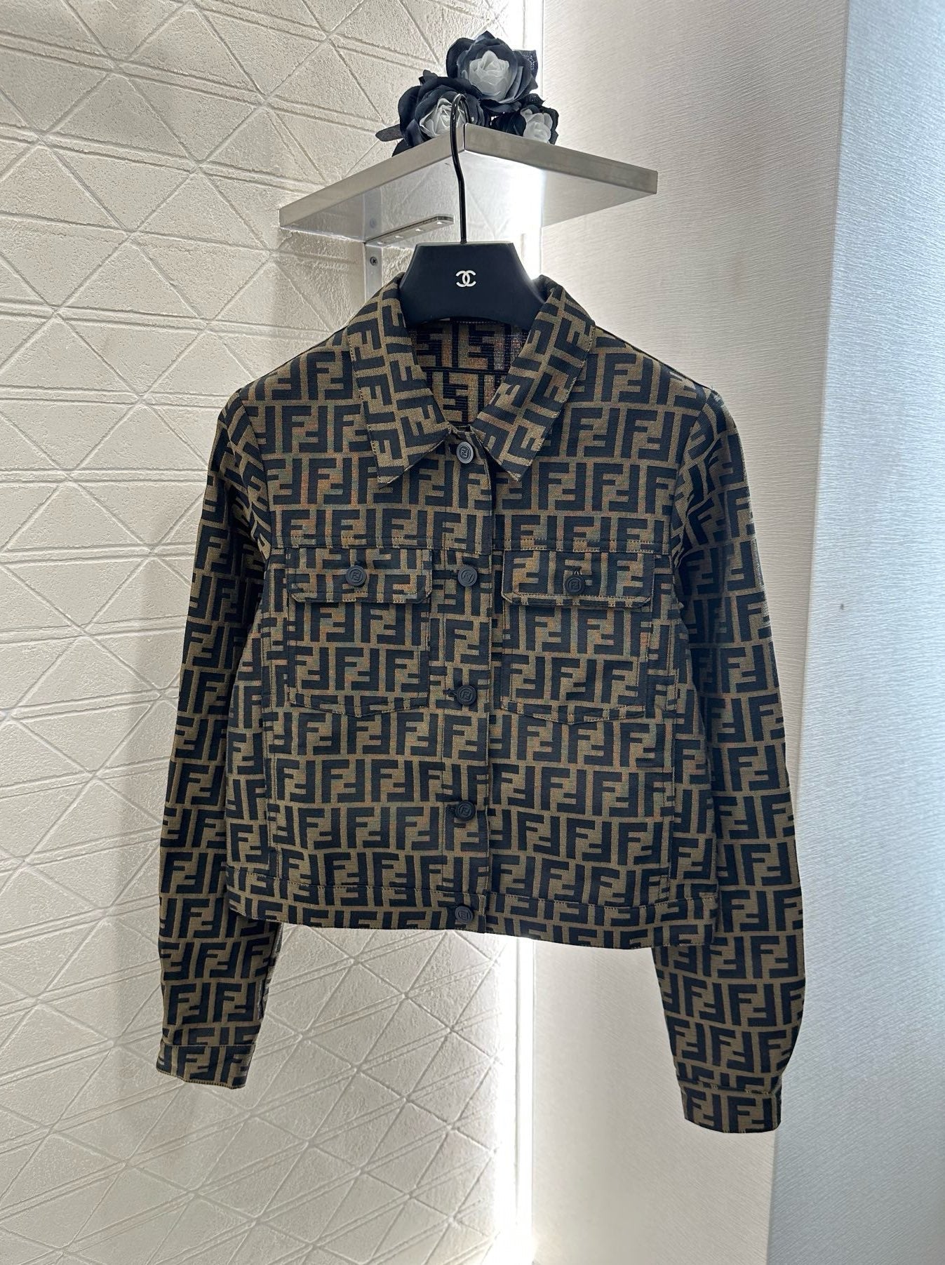 F  2025 New Arrivals Jacket, Coat, and Shorts Set