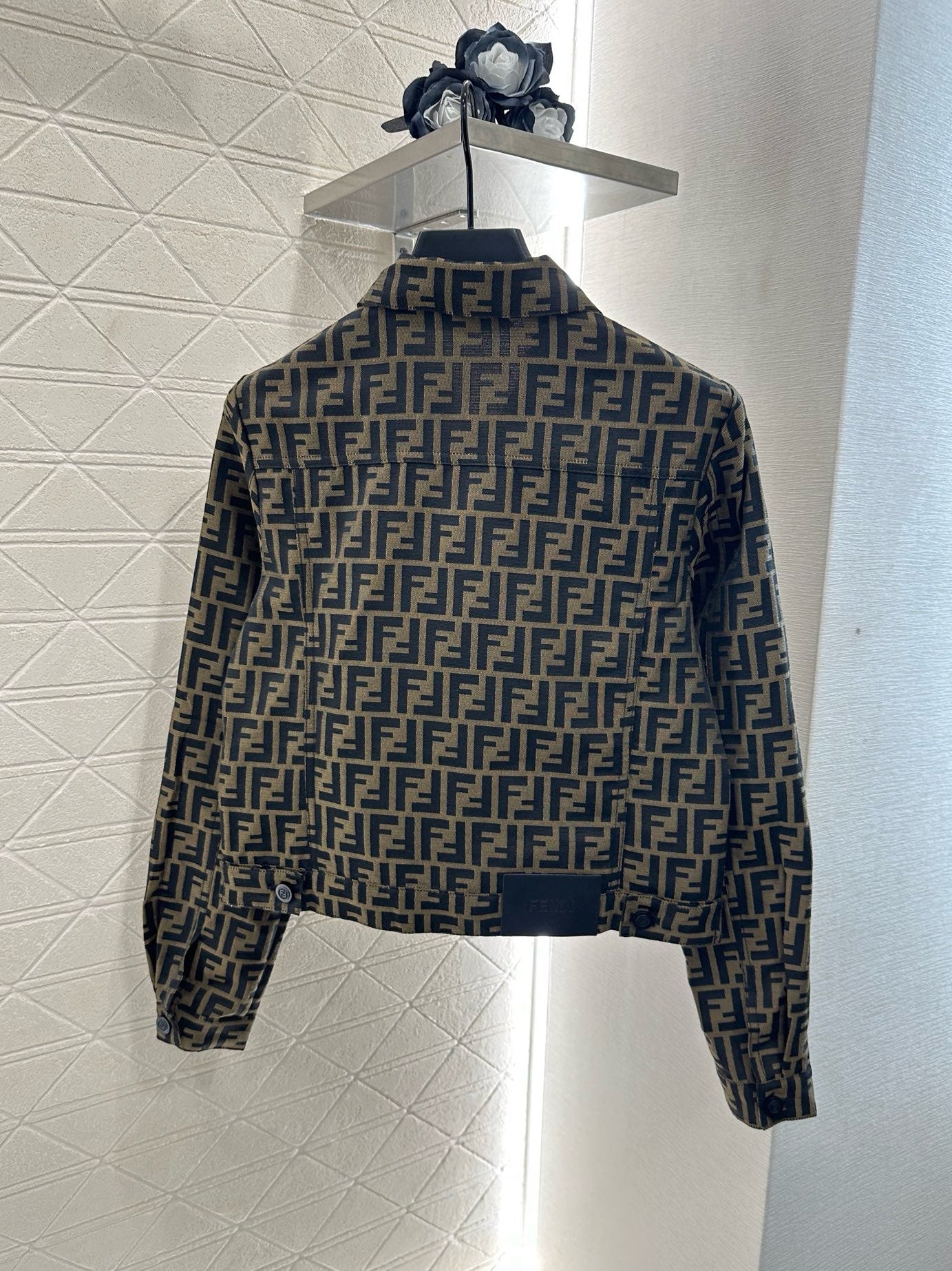 F  2025 New Arrivals Jacket, Coat, and Shorts Set