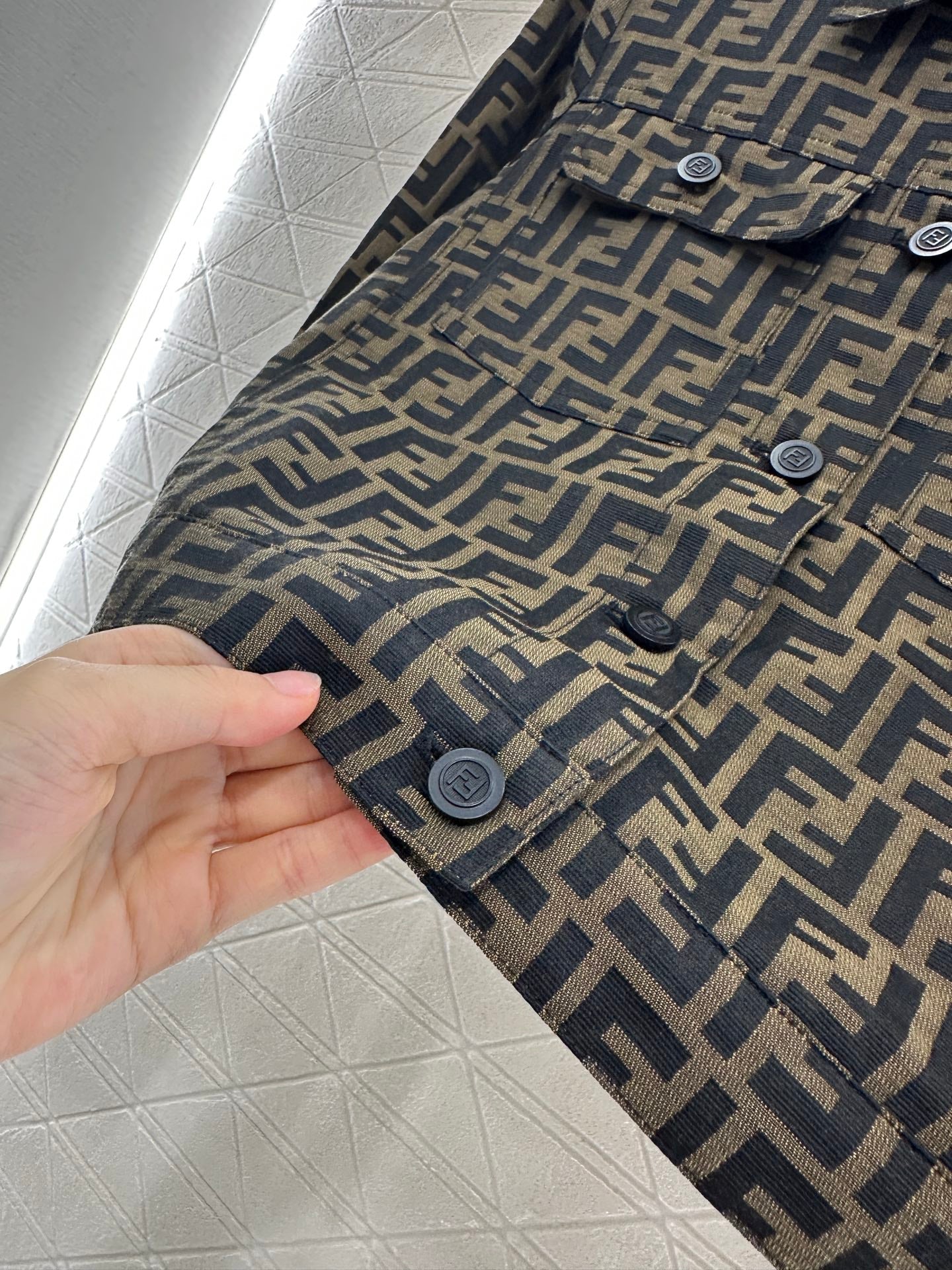 F  2025 New Arrivals Jacket, Coat, and Shorts Set