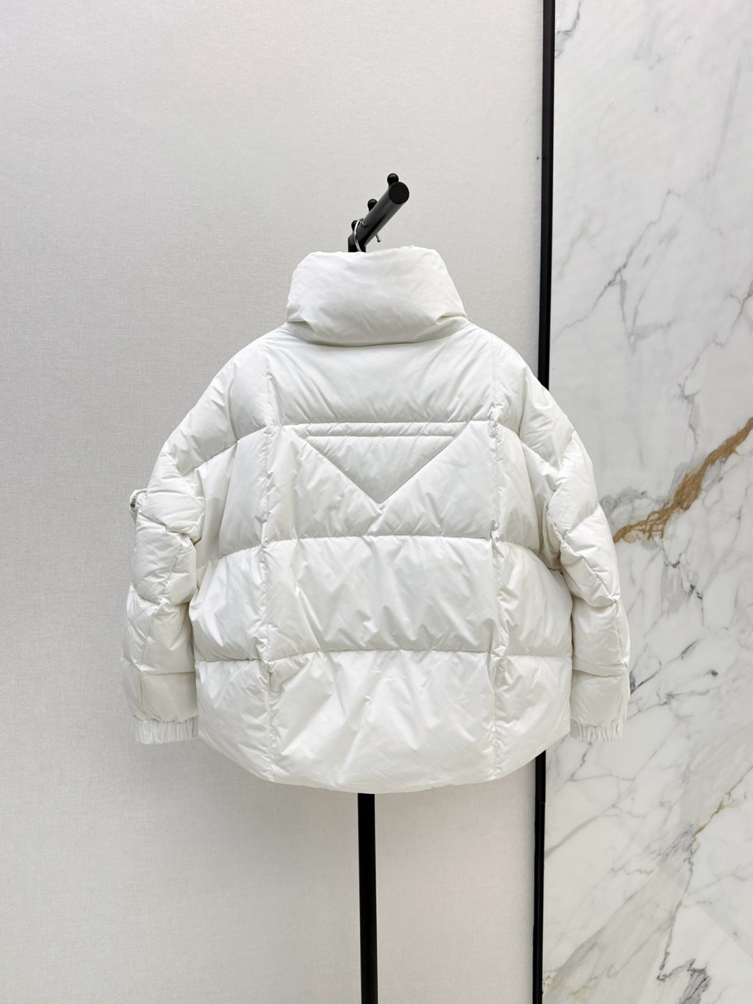 Pra 25fw down jacket