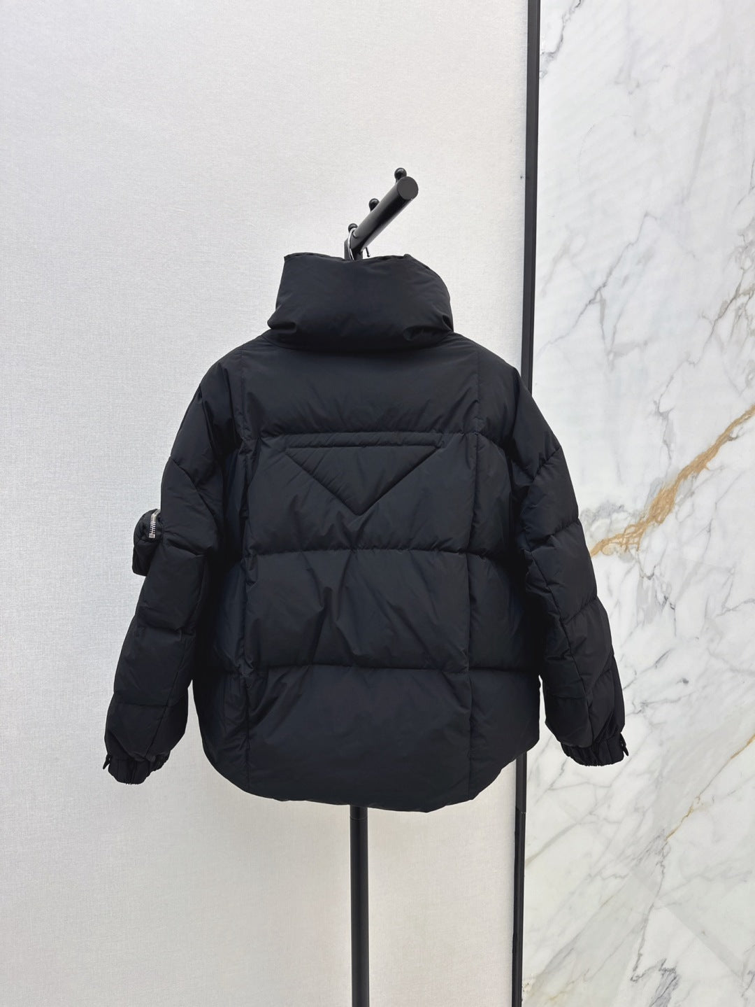 Pra 25fw down jacket